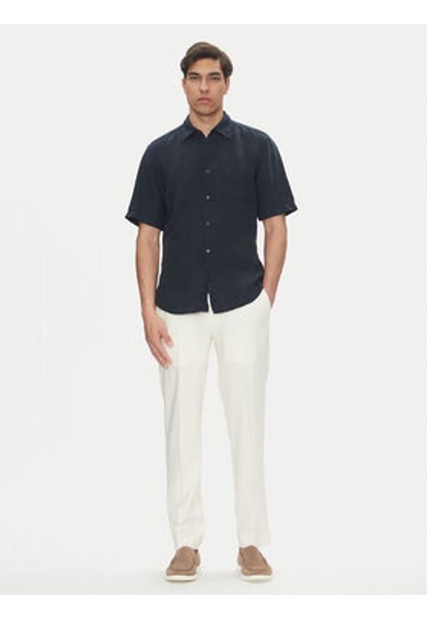 BOSS Koszula 50537382 Granatowy Regular Fit. Kolor: niebieski. Materiał: len