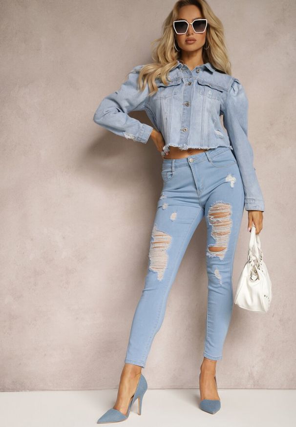 Renee - Niebieskie Jeansy Skinny High Waist z Przetarciami i Dziurami Aventoa. Okazja: na co dzień. Stan: podwyższony. Kolor: niebieski. Styl: casual