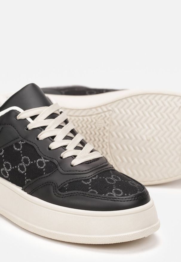 Renee - Czarne Sneakersy Sznurowane na Grubej Podeszwie Valua. Kolor: czarny