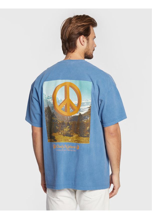 BDG Urban Outfitters T-Shirt 75326710 Niebieski Regular Fit. Kolor: niebieski. Materiał: bawełna
