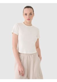 4f - 4F T-shirt slim z prążkowanej dzianiny damski - biały L. Okazja: na co dzień. Kolor: biały. Materiał: dzianina, prążkowany. Długość rękawa: krótki rękaw. Długość: krótkie. Wzór: prążki. Styl: klasyczny, sportowy, casual