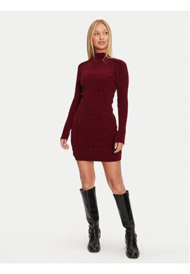 Guess Sukienka dzianinowa Keily W4BK27 Z3JE0 Bordowy Regular Fit. Kolor: czerwony. Materiał: syntetyk