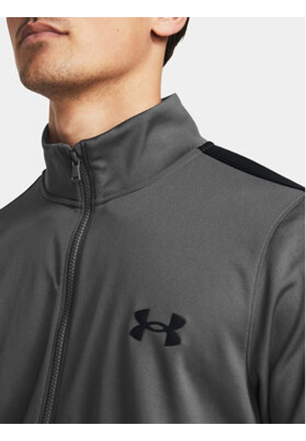 Under Armour Dres Ua Knit Track Suit 1357139-025 Szary Fitted Fit. Kolor: szary. Materiał: syntetyk