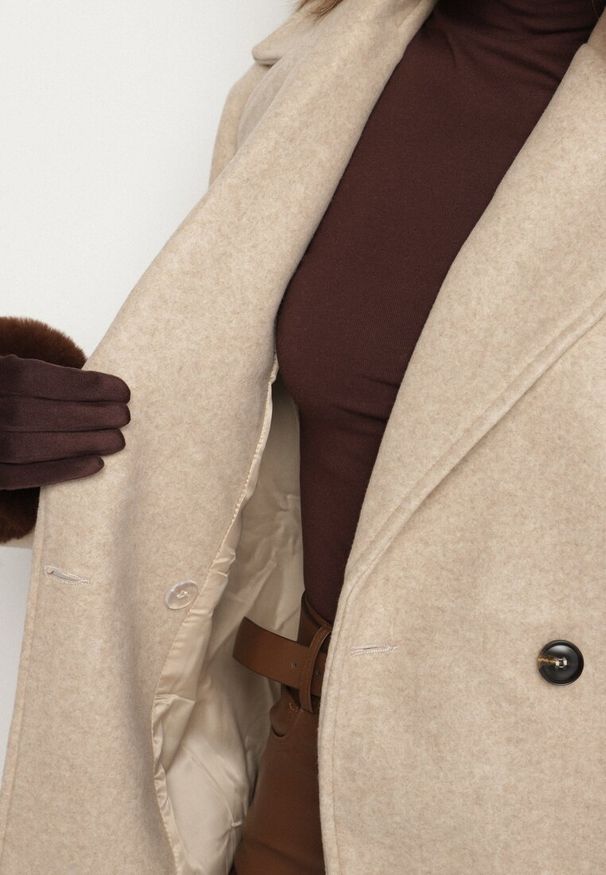 Born2be - Beżowy Dwurzędowy Płaszcz Oversize z Wełny i Wiskozy w Eleganckim Stylu Tiliavia. Okazja: na co dzień. Typ kołnierza: golf. Kolor: beżowy. Materiał: wiskoza, wełna. Wzór: aplikacja. Styl: elegancki