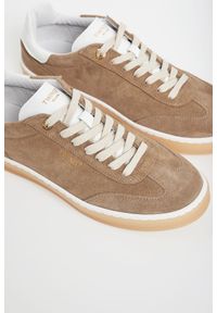 Twinset Milano - Sneakersy damskie zamszowe TWINSET. Materiał: zamsz