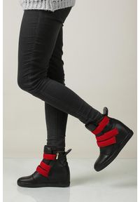 Casu - Sneakersy casu 1898/8. Kolor: czerwony, wielokolorowy, czarny #1