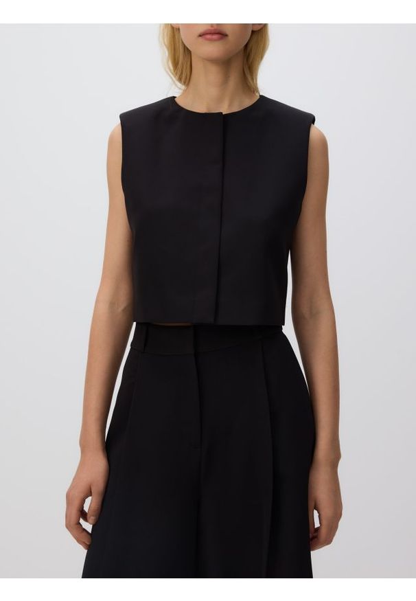 Reserved - Pudełkowa kamizelka - czarny. Kolor: czarny. Materiał: tkanina. Wzór: gładki