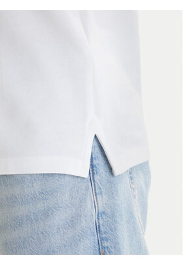 Guess Polo F6GP03 K9WF1 Biały Slim Fit. Typ kołnierza: polo. Kolor: biały. Materiał: bawełna