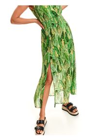 TOP SECRET - Długa sukienka w roślinny wzór. Typ kołnierza: dekolt w kształcie V. Kolor: zielony. Materiał: tkanina. Długość rękawa: na ramiączkach. Długość: maxi #7