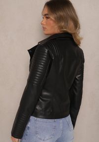 Renee - Czarna Motocyklowa Kurtka Ramoneska o Taliowanym Kroju z Kołnierzem Zinrea. Okazja: na co dzień. Kolor: czarny. Materiał: jeans. Styl: casual, elegancki, rockowy #4
