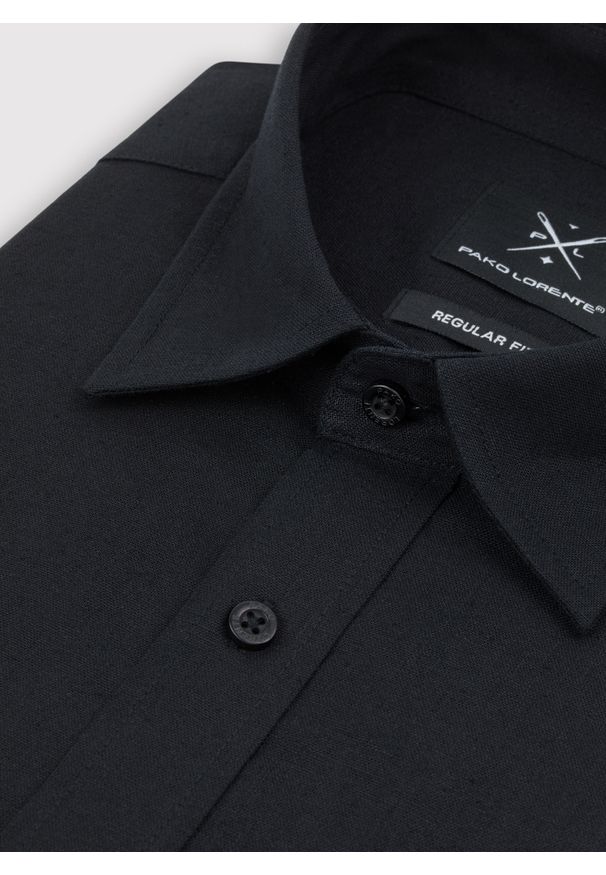 Pako Lorente - PAKO LORENTE – Czarna koszula z lnu i bawełny. Kolor: czarny, biały, niebieski. Materiał: bawełna, len. Długość rękawa: długi rękaw. Długość: długie. Sezon: wiosna, lato