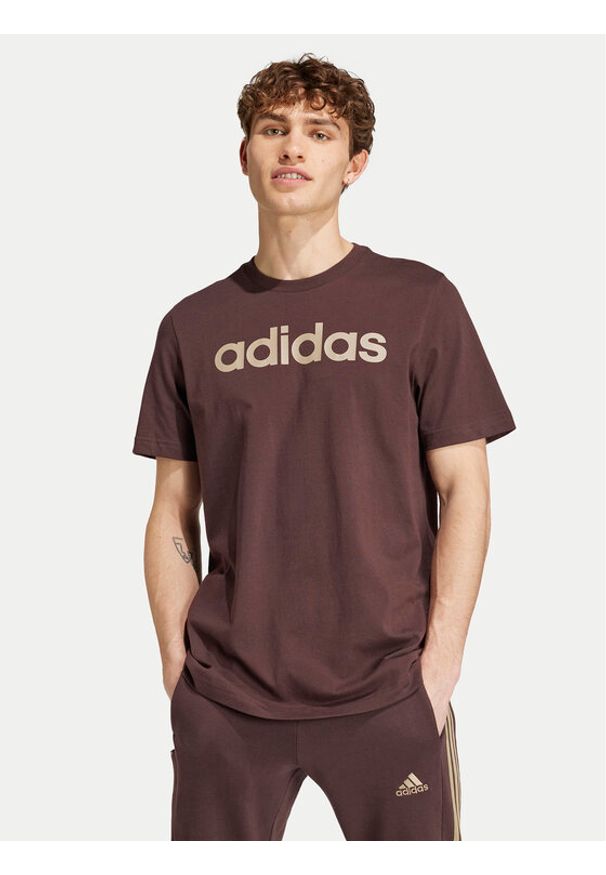 Adidas - adidas T-Shirt Essentials Linear Logo IZ4768 Brązowy Regular Fit. Kolor: brązowy. Materiał: bawełna