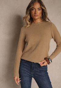 Renee - Ciemnobeżowy Sweter z Wełną ze Ściągaczami Furrive. Kolor: beżowy. Materiał: wełna