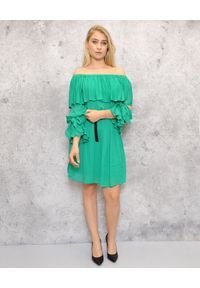 EMMA & GAIA - Zielona sukienka z falbanami. Kolor: zielony. Długość rękawa: długi rękaw. Sezon: lato. Długość: mini #3