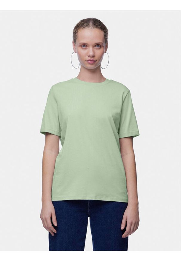 Pieces T-Shirt Ria 17086970 Zielony Regular Fit. Kolor: zielony. Materiał: bawełna