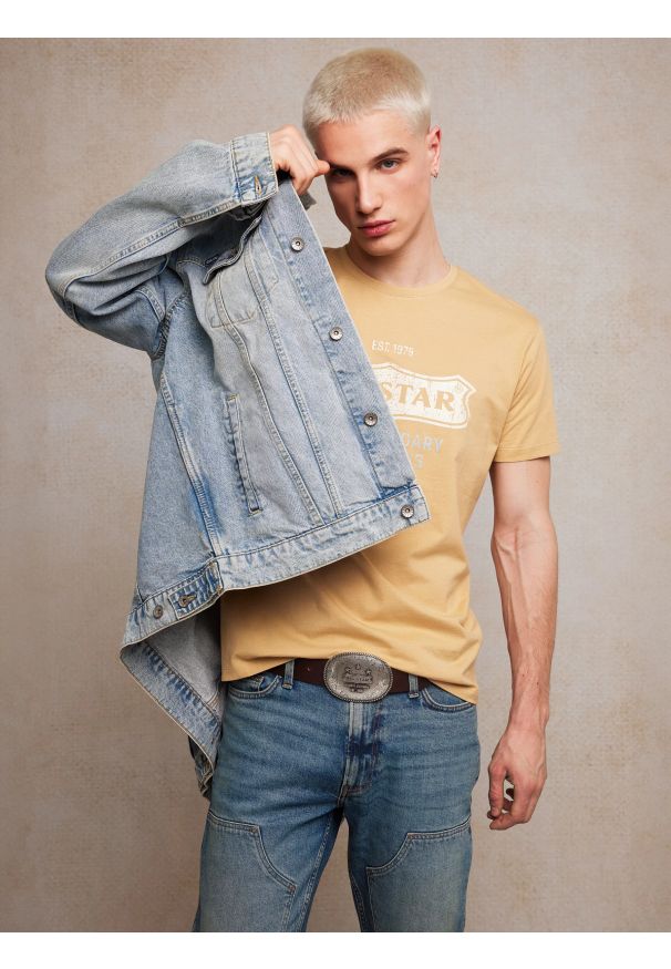 Big-Star - Koszulka męska z nadrukiem beżowa Millaner 805. Kolor: beżowy. Materiał: jeans, bawełna. Wzór: nadruk. Styl: klasyczny