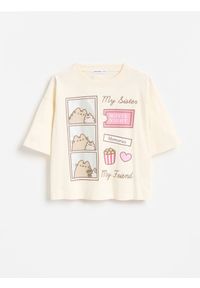 Reserved - T-shirt Pusheen - kremowy. Kolor: kremowy. Materiał: bawełna #1