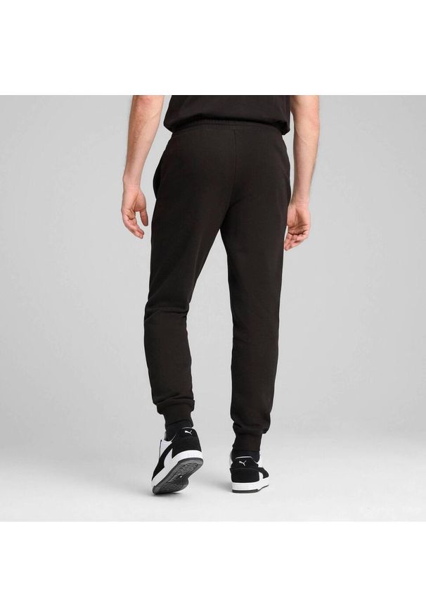 Spodnie Puma Ess Sweatpants Fl Cl, Mężczyźni. Kolor: czarny. Materiał: bawełna, materiał. Sport: fitness
