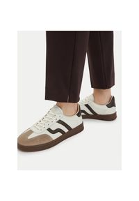 GANT - Sneakersy Gant. Kolor: biały #1