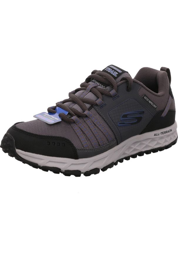 skechers - Buty do chodzenia męskie Skechers Escape Plan. Zapięcie: sznurówki. Kolor: szary. Materiał: materiał. Szerokość cholewki: normalna. Sport: turystyka piesza