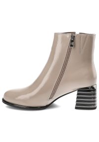 Beżowe Botki S.Barski Eleganckie Obuwie Damskie. Kolor: beżowy. Materiał: materiał. Obcas: na obcasie. Styl: elegancki. Wysokość obcasa: średni #4