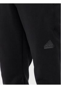 Adidas - adidas Spodnie dresowe Z.N.E. Winterized IN1899 Czarny Regular Fit. Kolor: czarny. Materiał: syntetyk #2