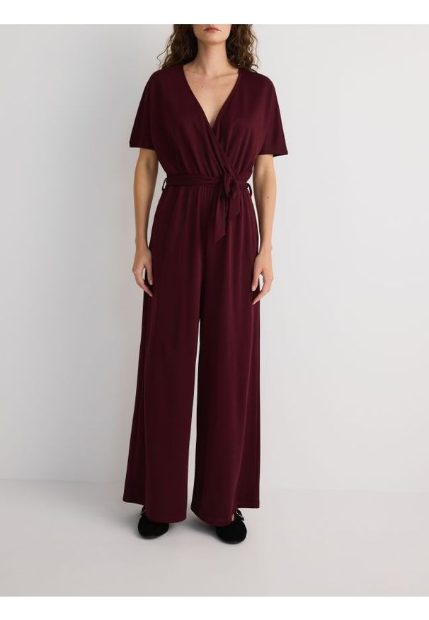 Reserved - Kombinezon z modalem - bordowy. Kolor: czerwony. Materiał: dzianina