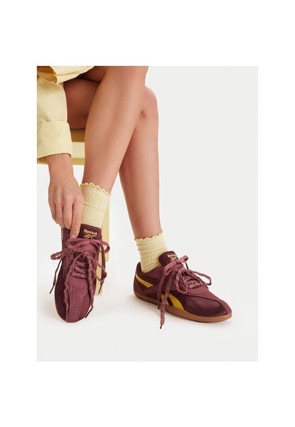 Sneakersy Reebok. Kolor: czerwony