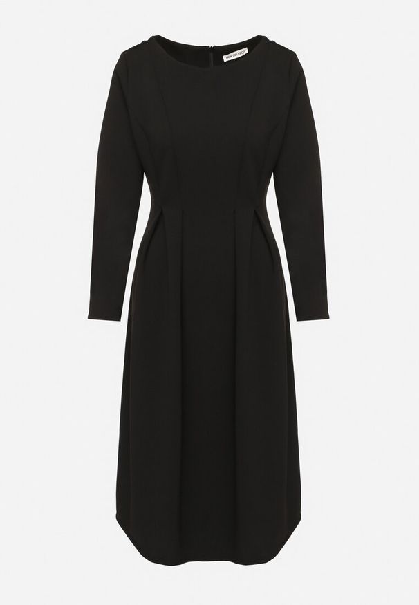 Born2be - Czarna Elegancka Sukienka Rozkloszowana Temarielis. Kolor: czarny. Długość rękawa: długi rękaw. Typ sukienki: oversize, rozkloszowane. Styl: elegancki