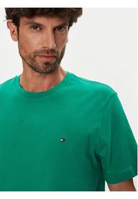 TOMMY HILFIGER - Tommy Hilfiger T-Shirt Ess Seasonal MW0MW39995 Zielony Regular Fit. Kolor: zielony. Materiał: bawełna #3