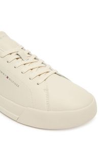 TOMMY HILFIGER - Tommy Hilfiger Sneakersy Th Court Detail Ess FM0FM05367 Écru. Materiał: skóra #3