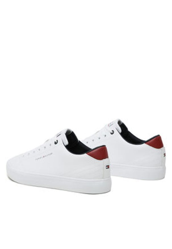 TOMMY HILFIGER - Tommy Hilfiger Sneakersy Hi Vulc Core Low Lth FM0FM04687 Biały. Kolor: biały. Materiał: skóra