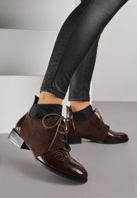 Born2be - Brązowe Botki Typu Trzewiki z Lakierowanymi Wstawkami z Tłoczeniem Krokodyla Zetilla. Kolor: brązowy. Materiał: lakier. Styl: elegancki #4