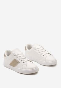 Born2be - Biało-Beżowe Sneakersy Ozdobione Cyrkoniami Perlara. Nosek buta: okrągły. Zapięcie: sznurówki. Kolor: biały. Materiał: materiał. Wzór: aplikacja. Obcas: na obcasie. Wysokość obcasa: niski #3
