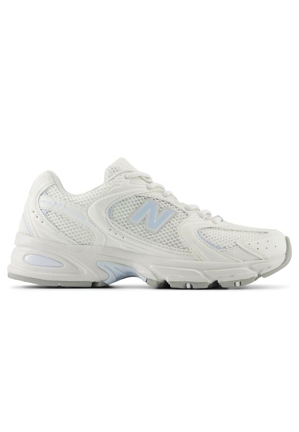Buty unisex New Balance U530CSD – białe. Kolor: biały. Materiał: materiał, syntetyk. Szerokość cholewki: normalna. Sezon: lato. Sport: turystyka piesza