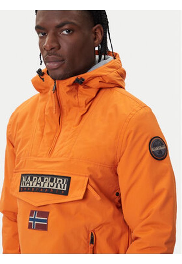 Napapijri Kurtka anorak Rainforest Pocket 2 NP0A4GMD Pomarańczowy Regular Fit. Kolor: pomarańczowy. Materiał: syntetyk