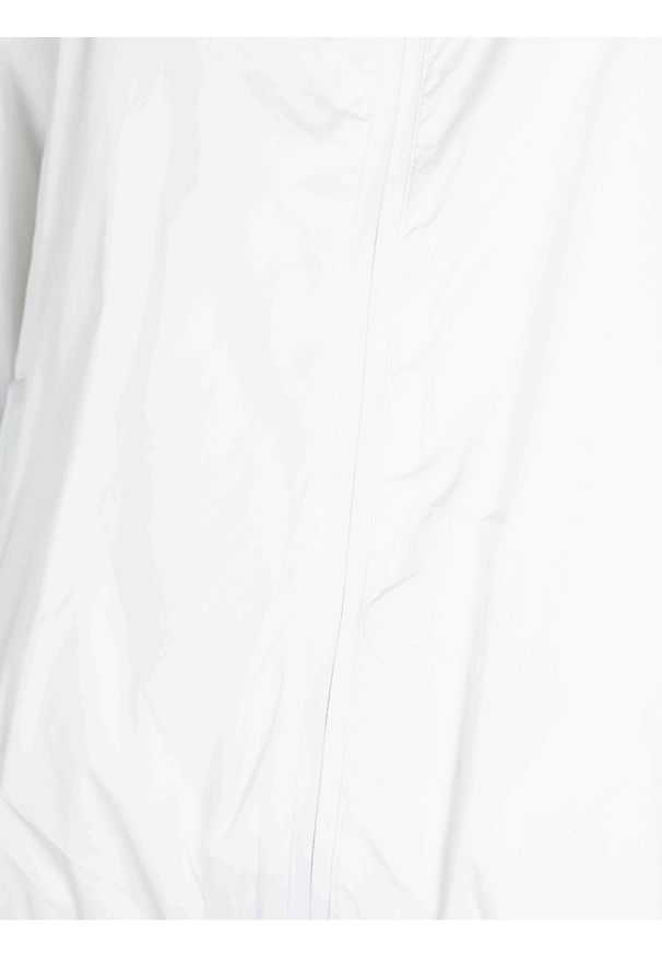 Invicta Kurtka | 4431789 | Kobieta | Biały. Okazja: na co dzień. Typ kołnierza: kaptur. Kolor: biały. Materiał: poliamid. Styl: casual