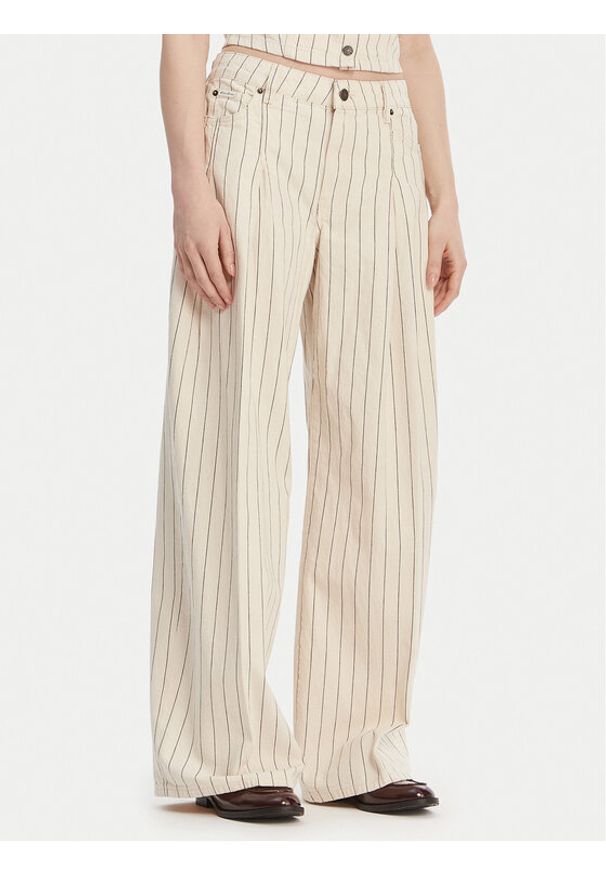 Guess Jeans Jeansy W6GA2U D7961 Écru Wide Leg. Kolor: kremowy