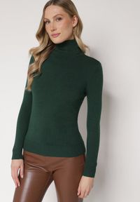 Born2be - Ciemnozielony Klasyczny Golf z Bawełną Reilisea. Okazja: na co dzień. Typ kołnierza: golf. Kolor: zielony. Materiał: bawełna. Styl: klasyczny #4