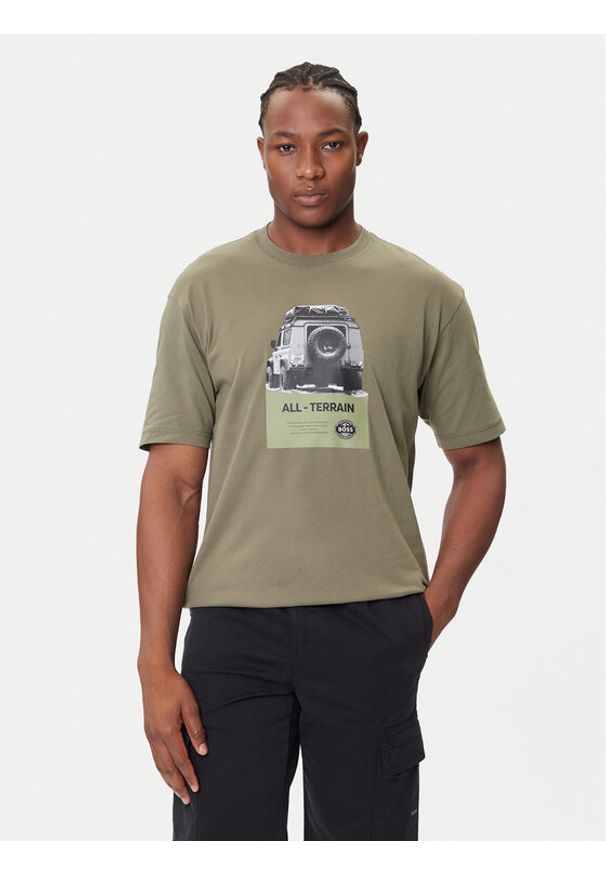 BOSS T-Shirt Te_Wagon 50546958 Zielony Relaxed Fit. Kolor: zielony. Materiał: bawełna