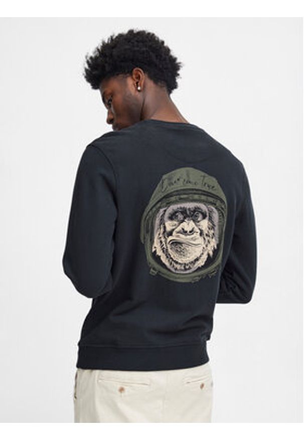 Blend Bluza 20716539 Czarny Regular Fit. Kolor: czarny. Materiał: bawełna