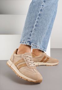 Born2be - Beżowe Skórzane Sneakersy z Ozdobnymi Paskami Felindda. Okazja: na co dzień. Zapięcie: pasek. Kolor: beżowy. Materiał: skóra