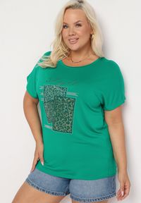 Born2be - Zielony Bawełniany T-shirt z Ozdobnym Napisem i Cyrkoniami Krisiona. Kolor: zielony. Materiał: bawełna. Wzór: napisy. Sezon: lato
