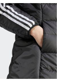 Adidas - adidas Kurtka puchowa Essentials 3-Stripes HZ4428 Czarny Slim Fit. Kolor: czarny. Materiał: puch, syntetyk