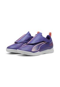 Puma - Dziecięce buty piłkarskie ULTRA 5 PLAY IT PUMA. Zapięcie: rzepy. Kolor: wielokolorowy, różowy, biały. Sport: piłka nożna