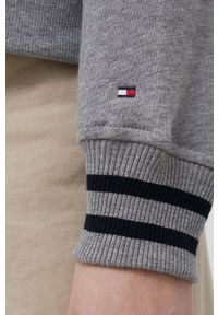 TOMMY HILFIGER - Tommy Hilfiger bluza bawełniana damska kolor szary melanżowa. Kolor: szary. Materiał: bawełna. Wzór: melanż. Styl: klasyczny #5