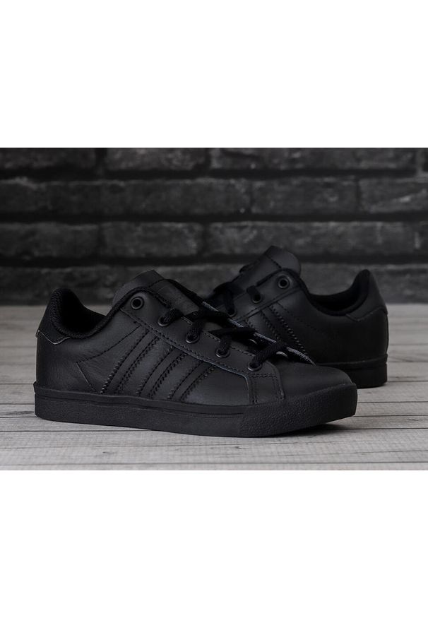 Buty dziecięce sportowe Adidas Coast Star. Kolor: czarny. Sport: turystyka piesza