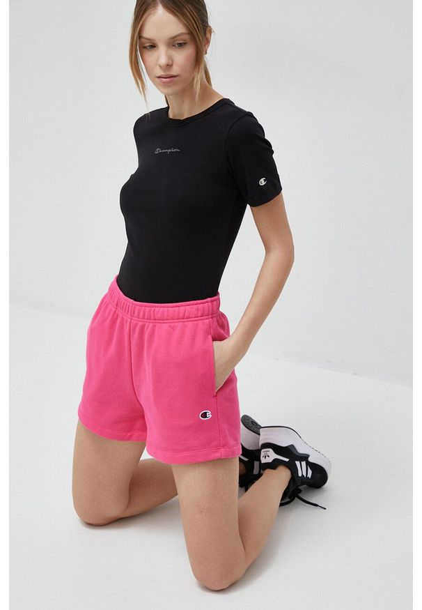 Champion szorty damskie kolor różowy gładkie high waist. Stan: podwyższony. Kolor: różowy. Materiał: materiał, dzianina. Wzór: gładki