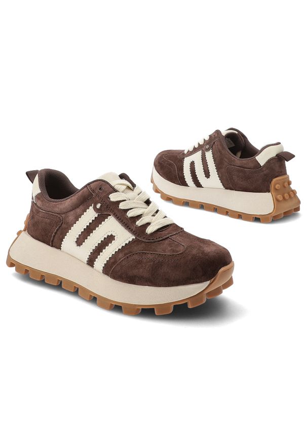 Sneakersy damskie Filippo, naturalna skóra zamszowa, klasyczne sznurowanie kontrastowe wstawki gruba podeszwa z bieżnikiem styl sportowo-casualowy, b. Okazja: na co dzień. Zapięcie: sznurówki. Kolor: brązowy. Materiał: skóra, zamsz. Styl: casual, sportowy, klasyczny