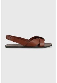 Vagabond Shoemakers sandały skórzane TIA 2.0 damskie kolor brązowy 5531.001.27. Zapięcie: pasek. Kolor: brązowy. Materiał: skóra. Wzór: gładki. Obcas: na obcasie. Wysokość obcasa: niski #1